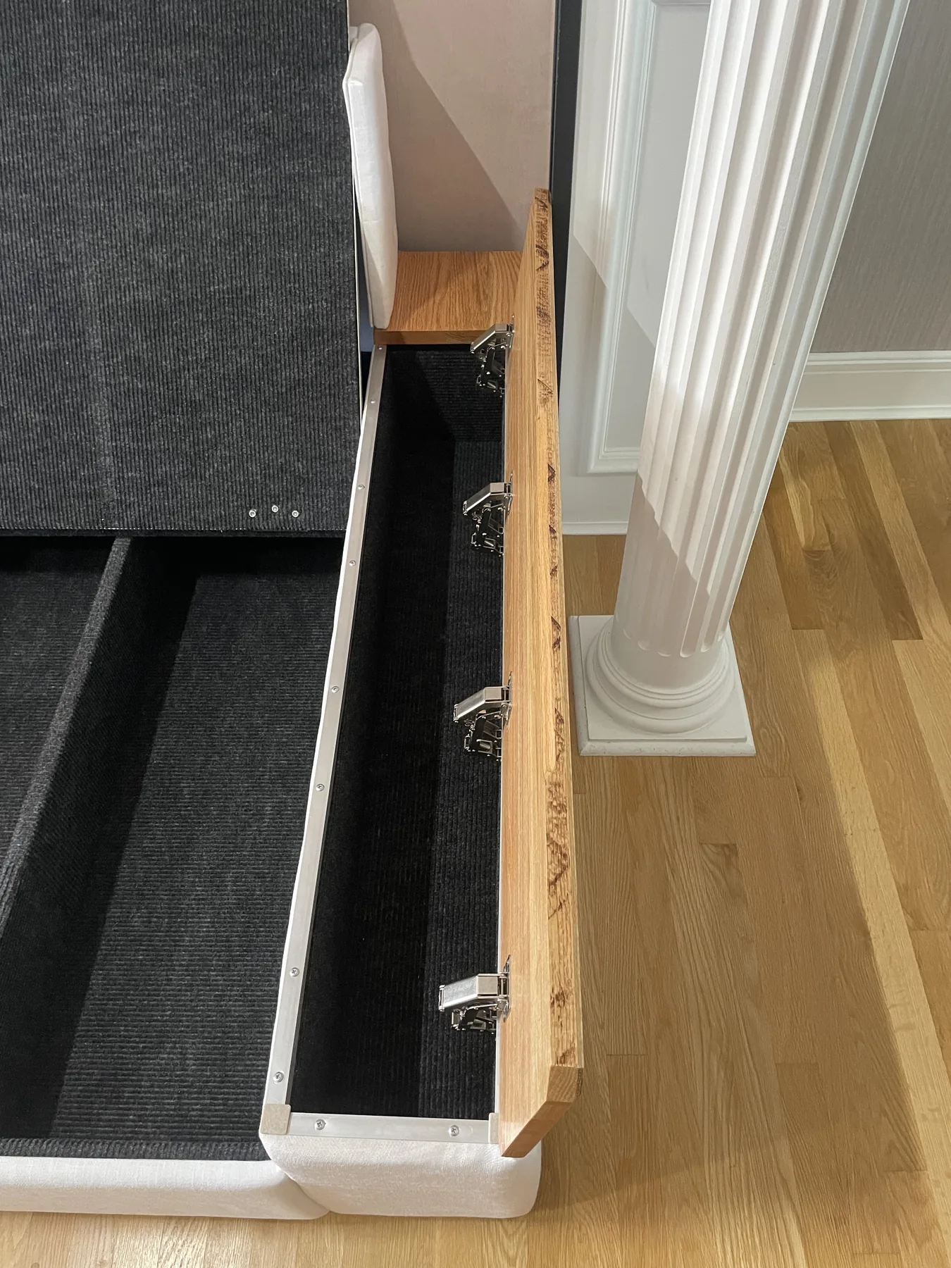 Custom Convertible Storage Sectional: Internal construction